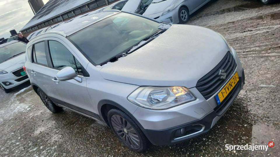 Suzuki SX4 SCross 16 benzyna 120 Podgrzewane Lipówki