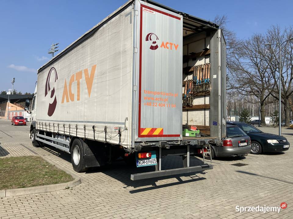 Syndyk sprzeda samochód ciężarowy DAF i in Warszawa