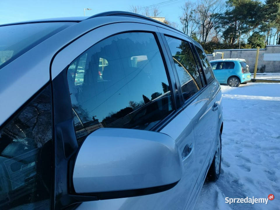 Opel Zafira Bogata wersja Zarejestrowany Zadbany