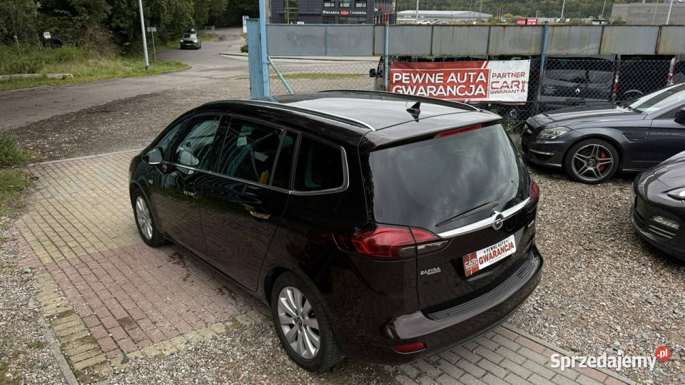 Opel Zafira 14 turbo gaz pół skóry ledy xenon przyciemniane szyby