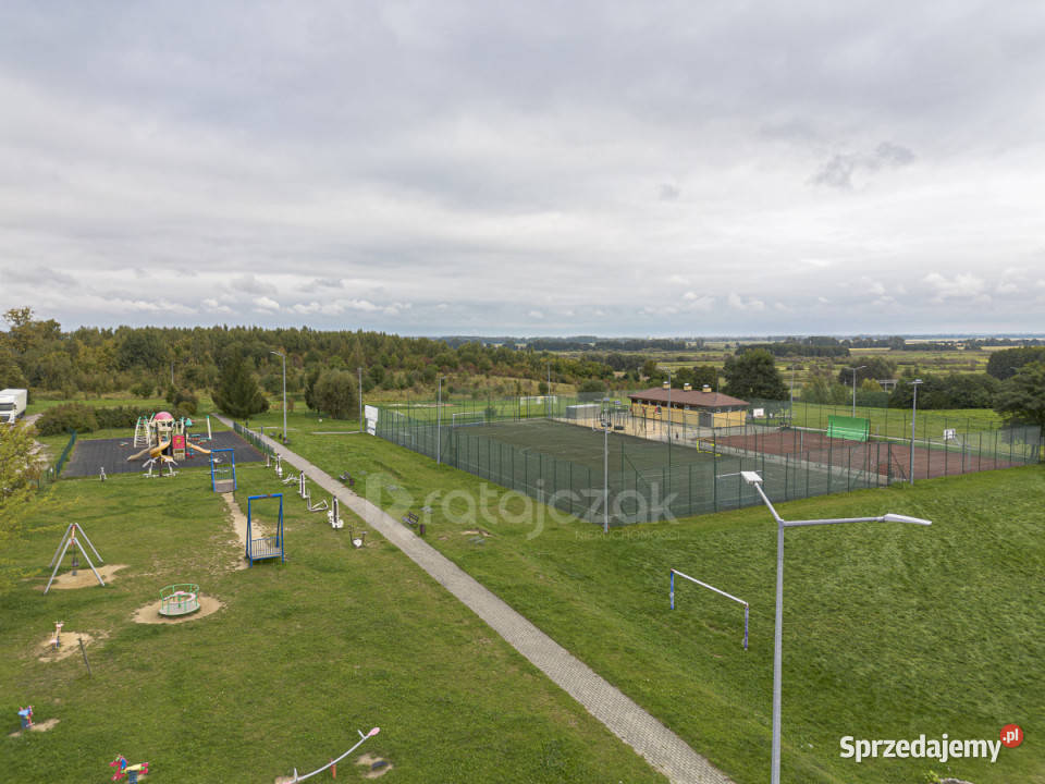 Dom bliźniak Różyny 150m2 pomorskie sprzedam