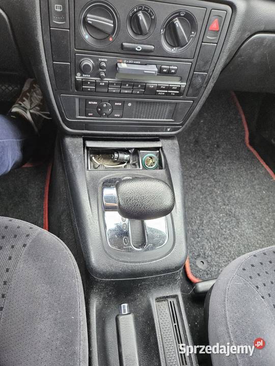 Volkswagen Passat B5 18 z gazem 125 welurowa tapicerka Passat Kraków