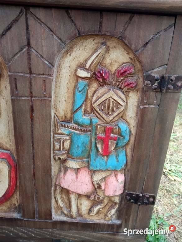 Ręcznie rzeźbiona drewniana komoda sprzedam