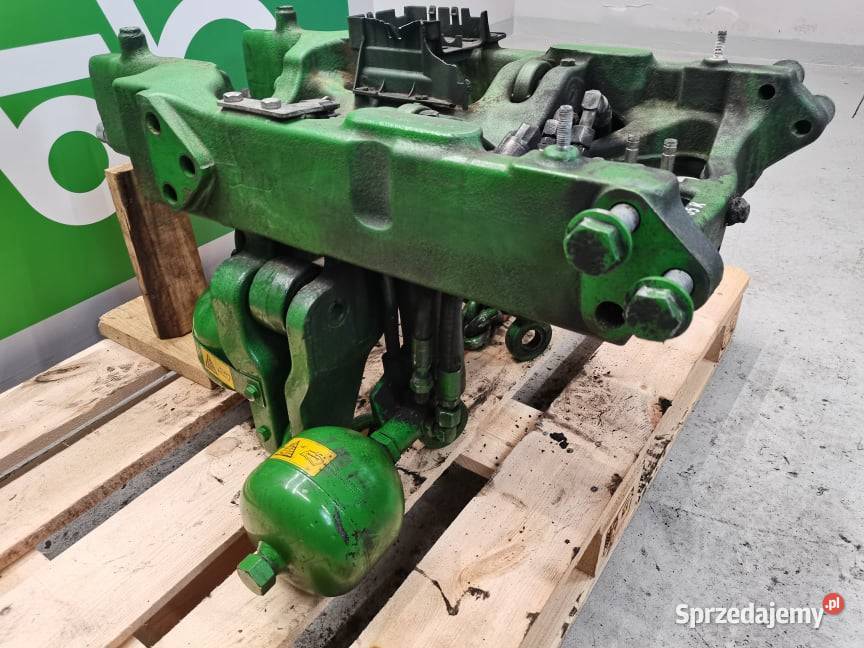 Wspornik osi John Deere 6155 R L214734