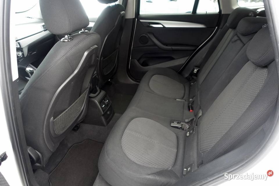 BMW X1 18d 150 xDrive 4x4 Zero korozji światła przeciwmgielne Samochody osobowe sprzedam