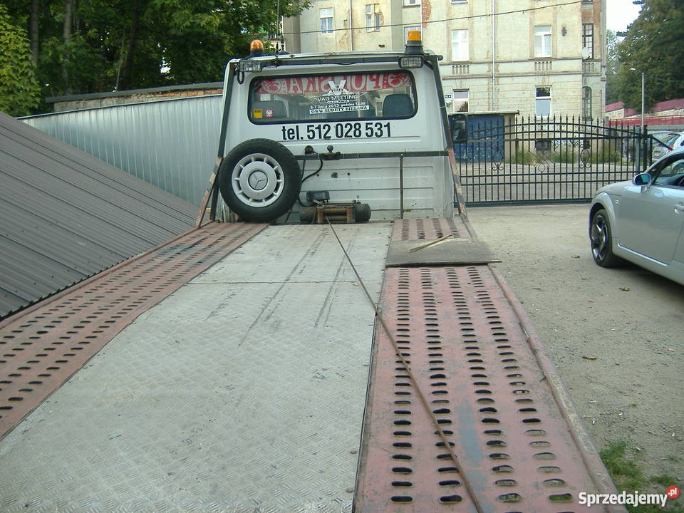 Mercedes Sprinter auto laweta 23 benzyna GAZ Dzierżoniów