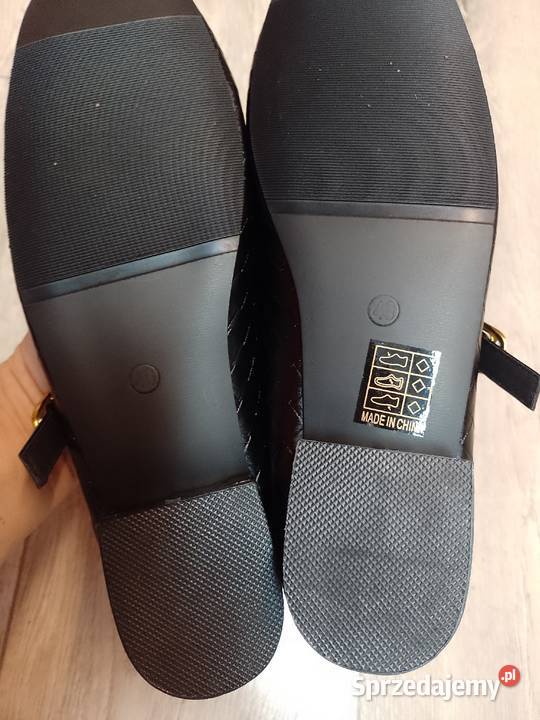 40 Czarne baleriny wieczorowe z zapięciem Kraków