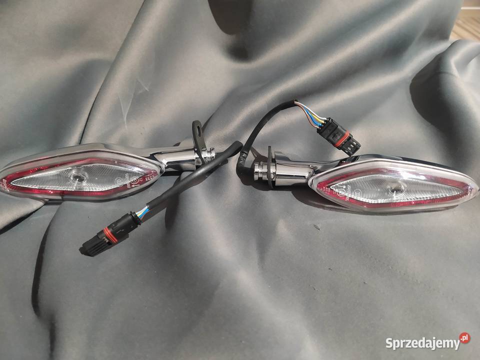 BMW R 18 R18 KIERUNKOWSKAZ MIGACZ STOP POZYCJA opolskie Luboszyce sprzedam