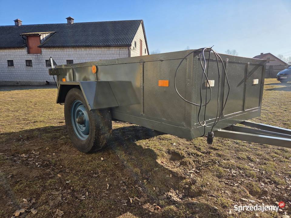 Przyczepka ciągnikowa jednoosiowa Krzesławice
