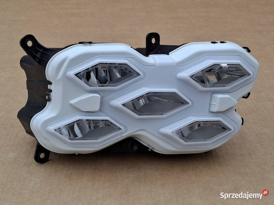 VW GOLF 8 VIII GTI GTE GTD HALOGEN PRAWY DRL osobowe sprzedam