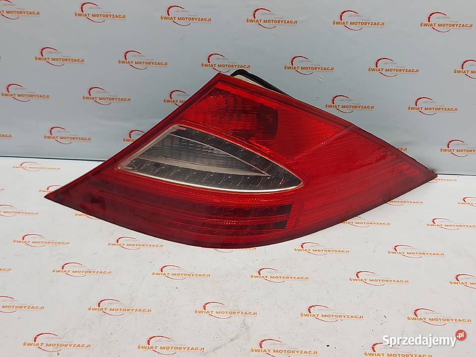 MERCEDES CLS C219 09r lampa prawa tył Kielce