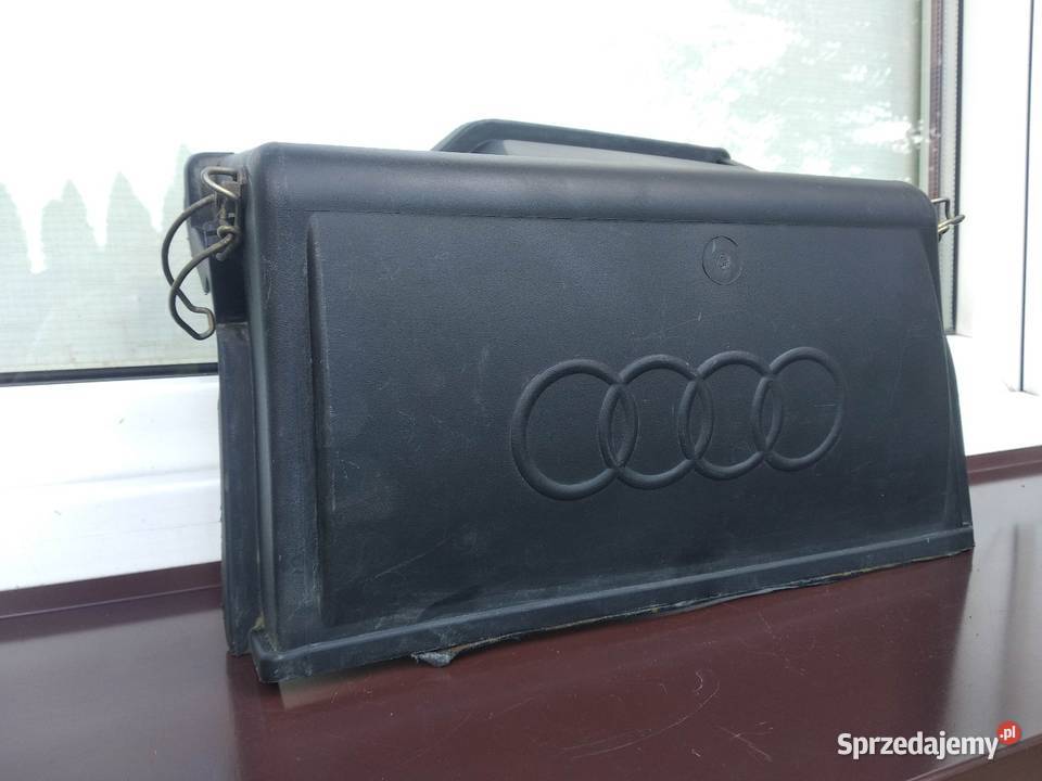Audi 80 B4 obudowa pokrywa akumulatora oryginał łódzkie Sieradz