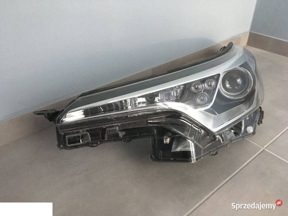 TOYOTA CHR CHR REFLEKTOR LEWY LAMPA LEWA LED Oświetlenie Kozubszczyzna sprzedam