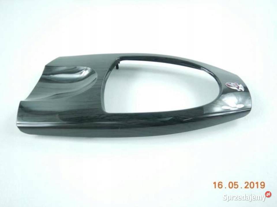RAMKA TUNELU ŚRODKOWEGO FORD FOCUS 9805 Osłony i zaślepki