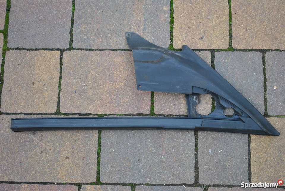 Listwa uszczelniająca lusterka szyby lewy przód