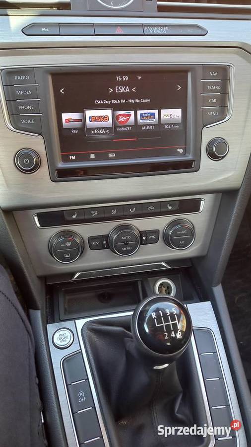 Passat B8 14 TSI Salon Polska lakier metallic sprzedam