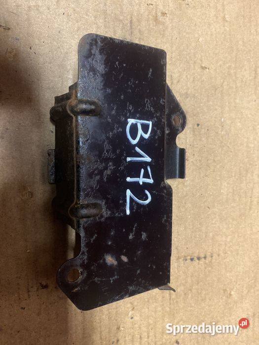 Suzuki GSX 250 E obudowa mocowanie akumulatora Pozostałe Poznań