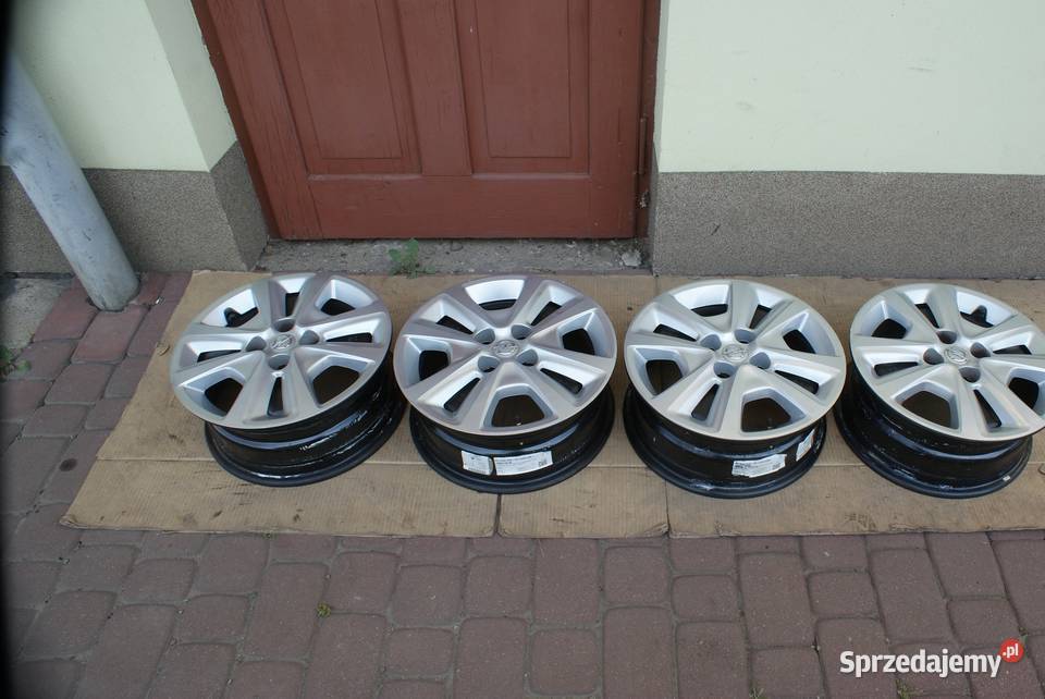 Felgi 6Jx15 rozstaw 4x100x566 ET39 ET43 Opel podkarpackie