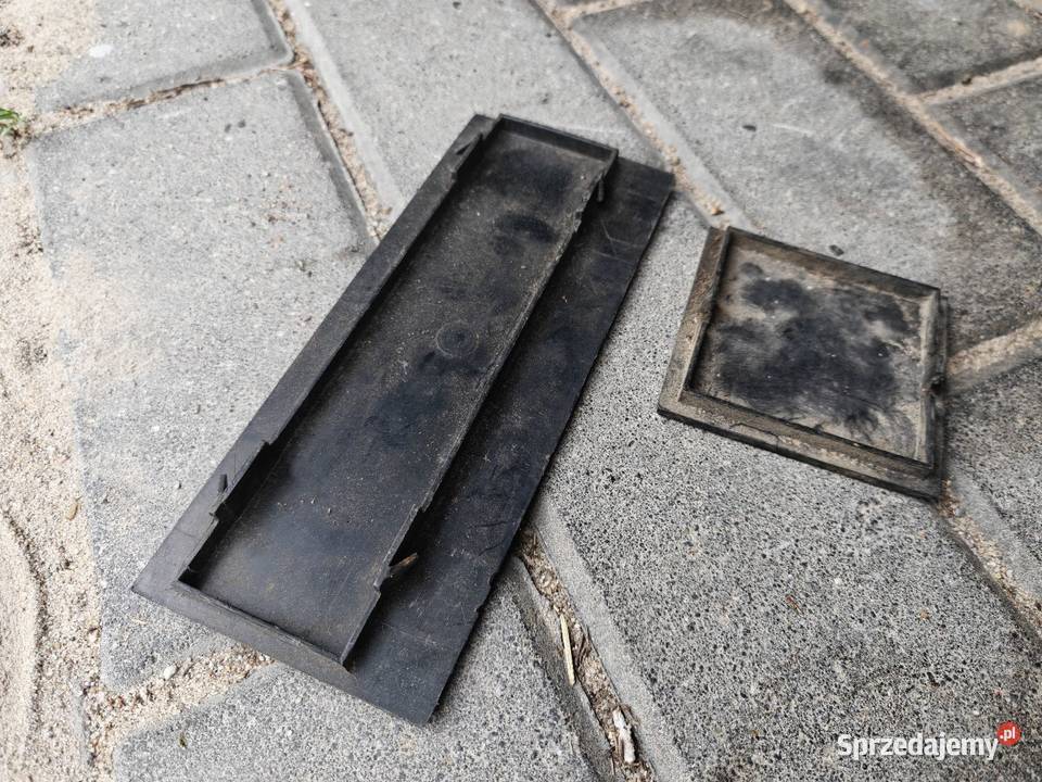 Fiat 125p zaślepka radia zaślepka obrotmierza Puławy