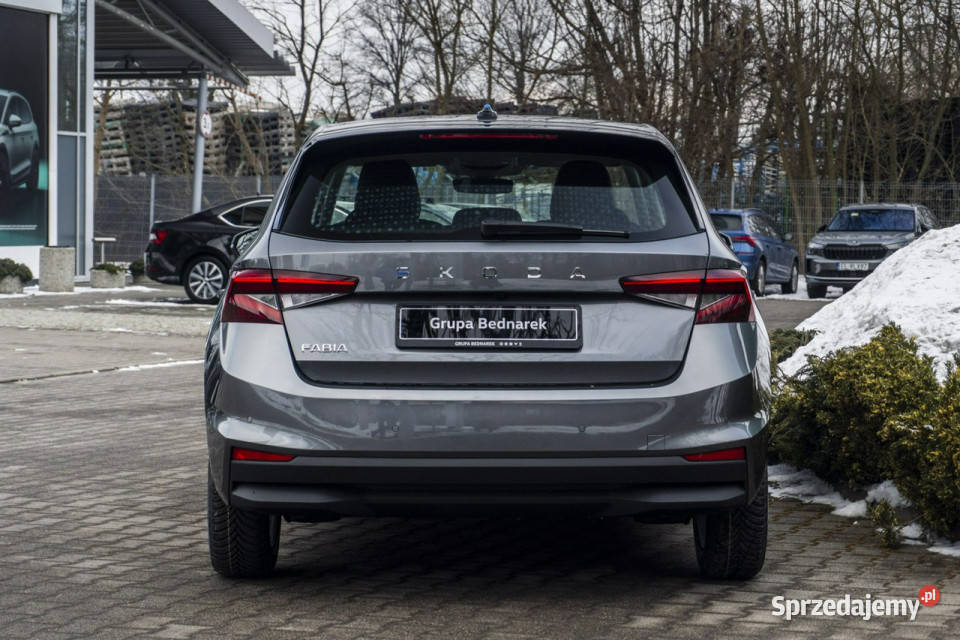 koda Fabia Drive 10 TSI 115 DSG IV 2021 lakier metallic Łódź