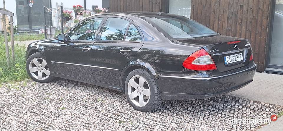Mercedes Benz E200 2009r lpg BEZWYPADKOWY 35900km Białystok sprzedam