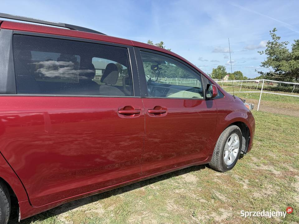 Okazja Toyota Sienna 3500 3 Gaz Wersja Eco Full Dzikowiec