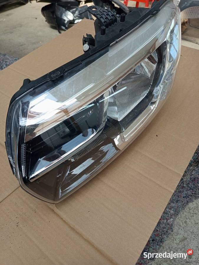 Reflektor lewy Dacia Sandero 2 orginalny Rzeszów