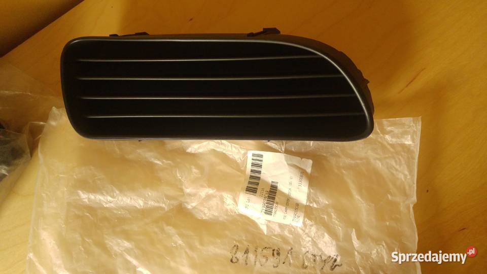 LEWA KRATKA ZAŚLEPKA HALOGENU TOYOTA COROLLA E11 Sokołów Podlaski