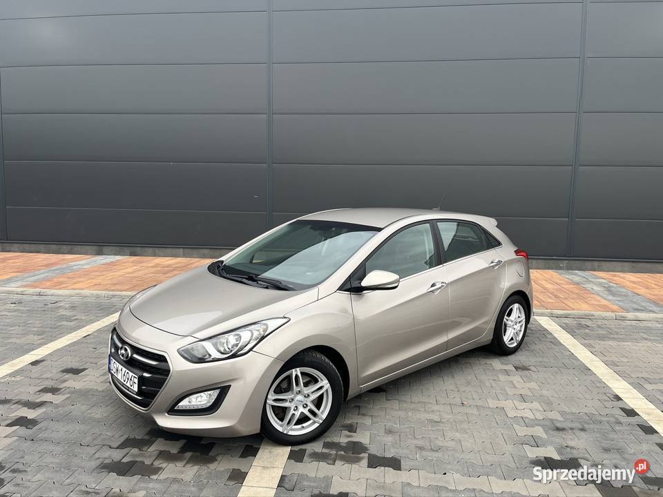Hyundai i30 blue 16 CRDi YES Gold Świdnica