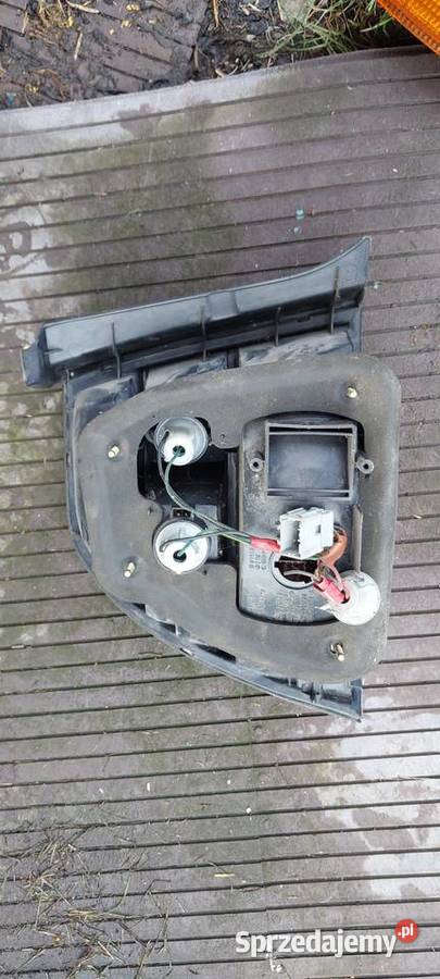 Honda accord usa sedan lampa tył 1995 98 prawa Wrocław