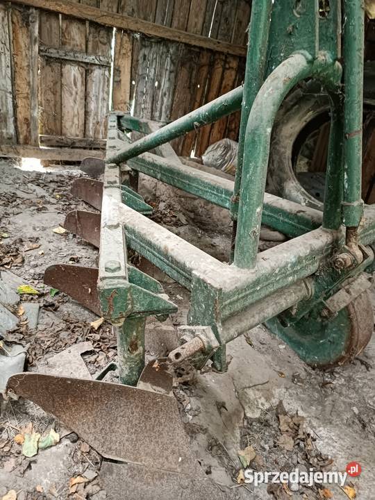 Pług podorywkowy nieuszkodzony Przedbórz