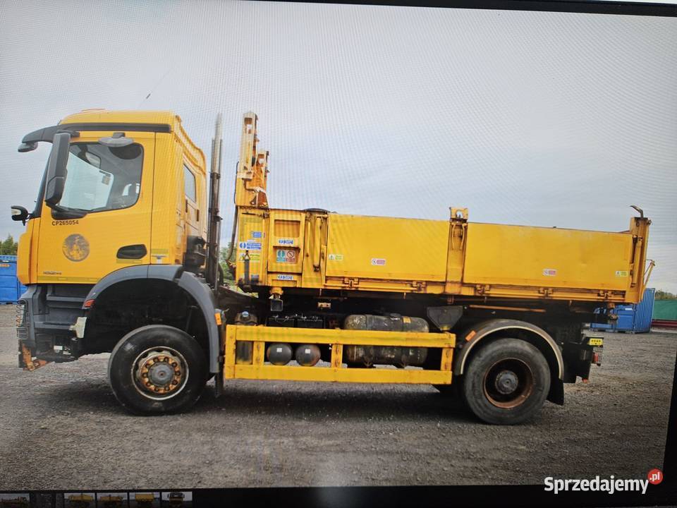 MercedesBenz AROCS 1824 4x4 Specjalny Piaskarka diesel podkarpackie Ropczyce
