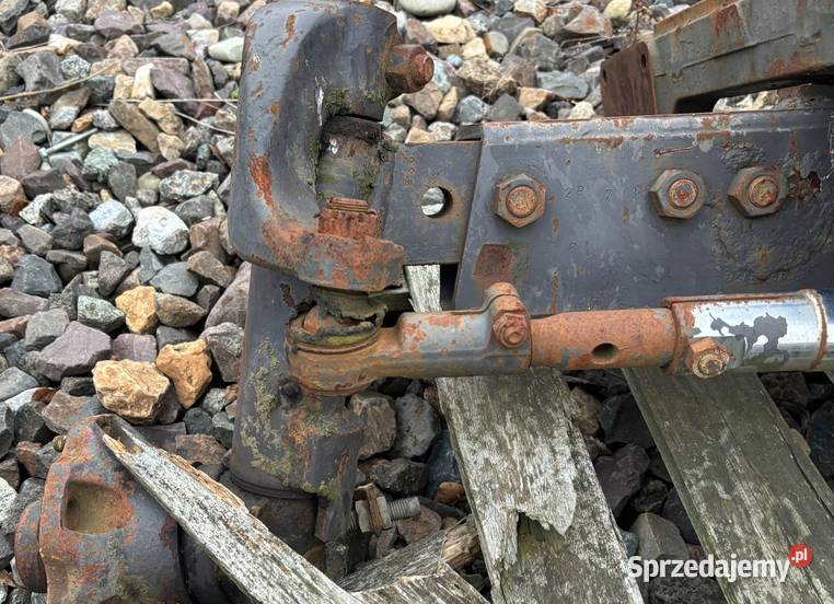 Most belka zawieszenie kołyska przedni Massey Kłobuck