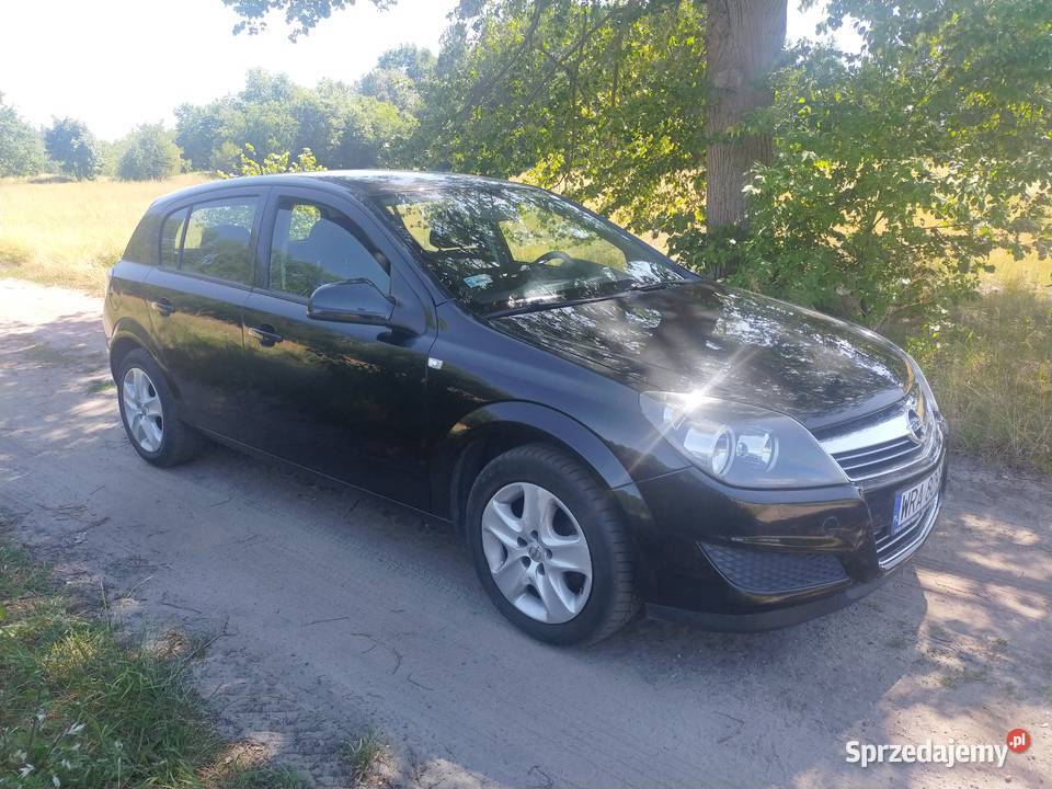 Opel ASTRA 16 benzyna 2012 115 mazowieckie Wsola sprzedam