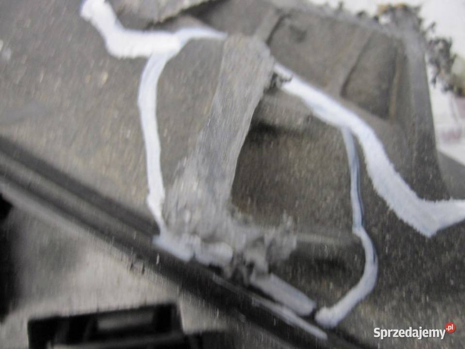 TOYOTA PRIUS II XW20 08r skrzynka bezpieczników osobowe świętokrzyskie