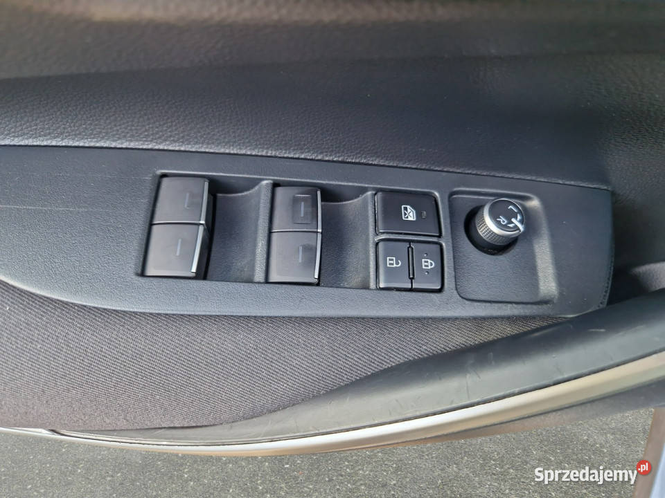 Toyota Corolla 15 Comfort Z polskiego salonu Z mazowieckie Warszawa