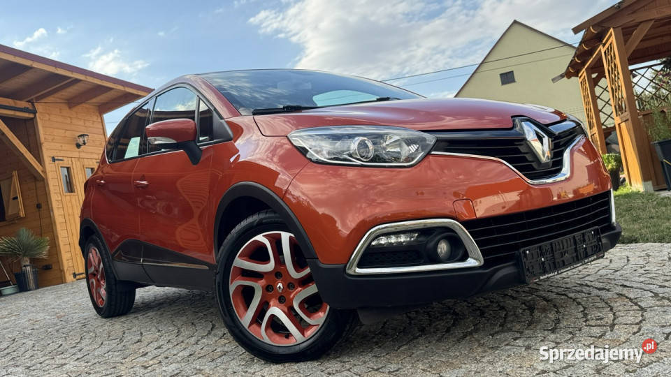 Renault Captur 09 Turbo 90 z Niemiec Nawigacja nieuszkodzony Strzegom