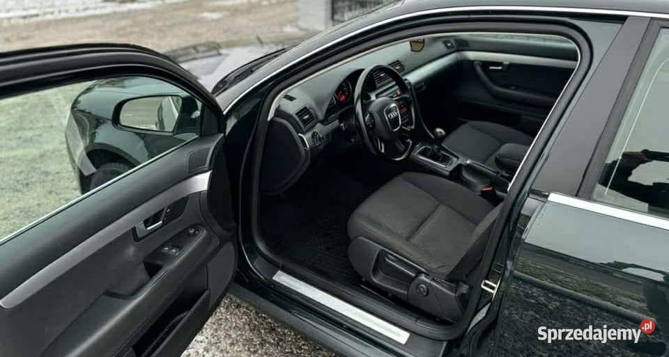 Sprzedam audi w posiadaniu moim roku przegląd i manualna A4 sprzedam