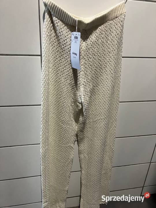 kremowe dzianinowe bawełniane spodnie xs 34 kujawsko-pomorskie Toruń sprzedam