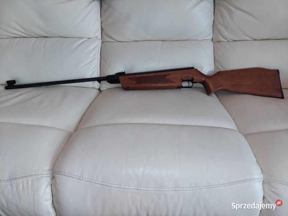 Wiatrówka Slavia 631 Warszawa