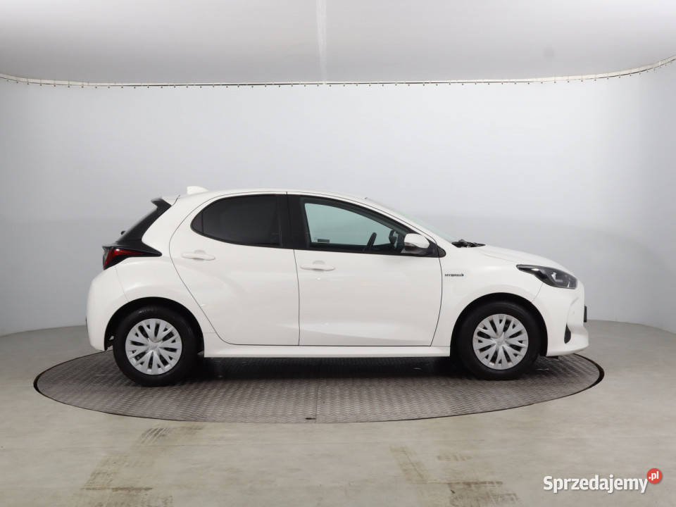 Toyota Yaris 15 VVTi Hybrid pierwszy właściciel Bielany Wrocławskie
