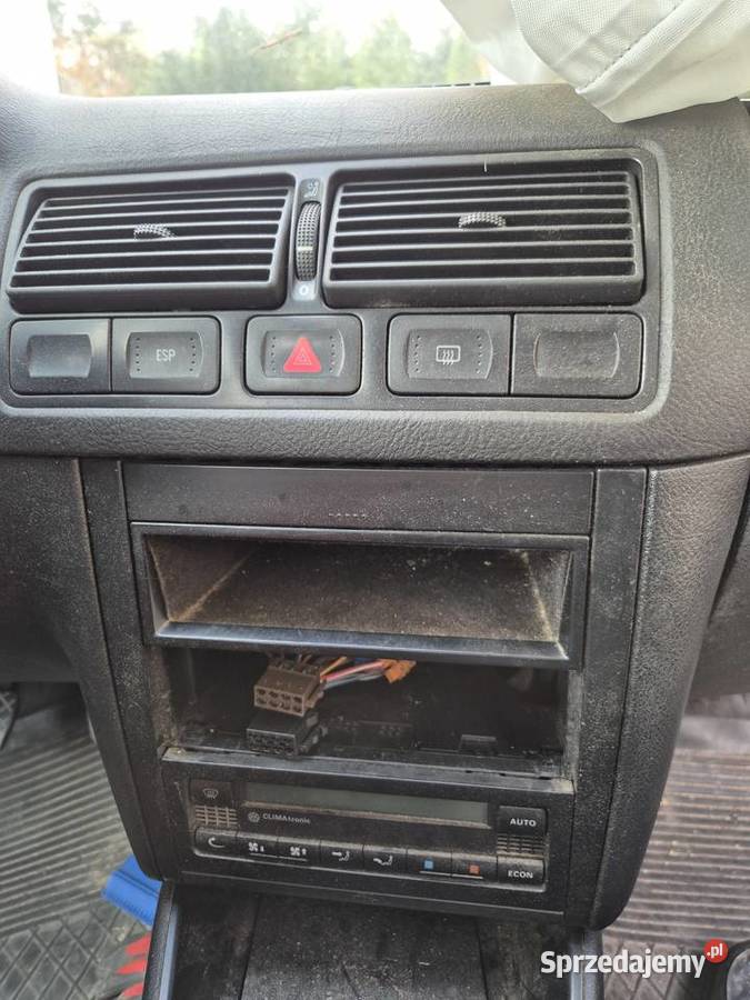 Golf 4 19tdi 2000r Całośćna części światła przeciwmgielne Czernikowo sprzedam