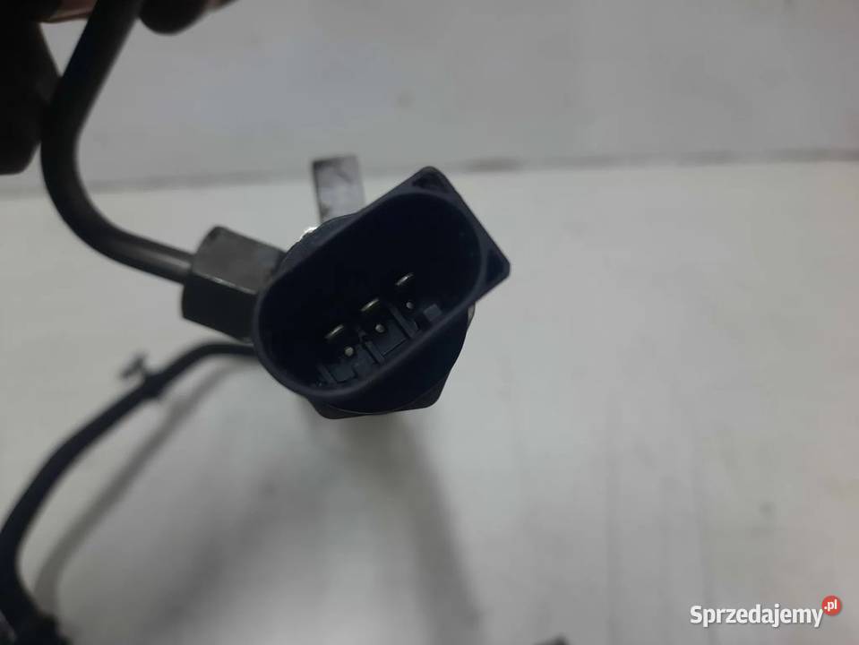 MERCEDES BKLASA W245 20 CDI LISTWA WTRYSKOWA osobowe Włoszczowa