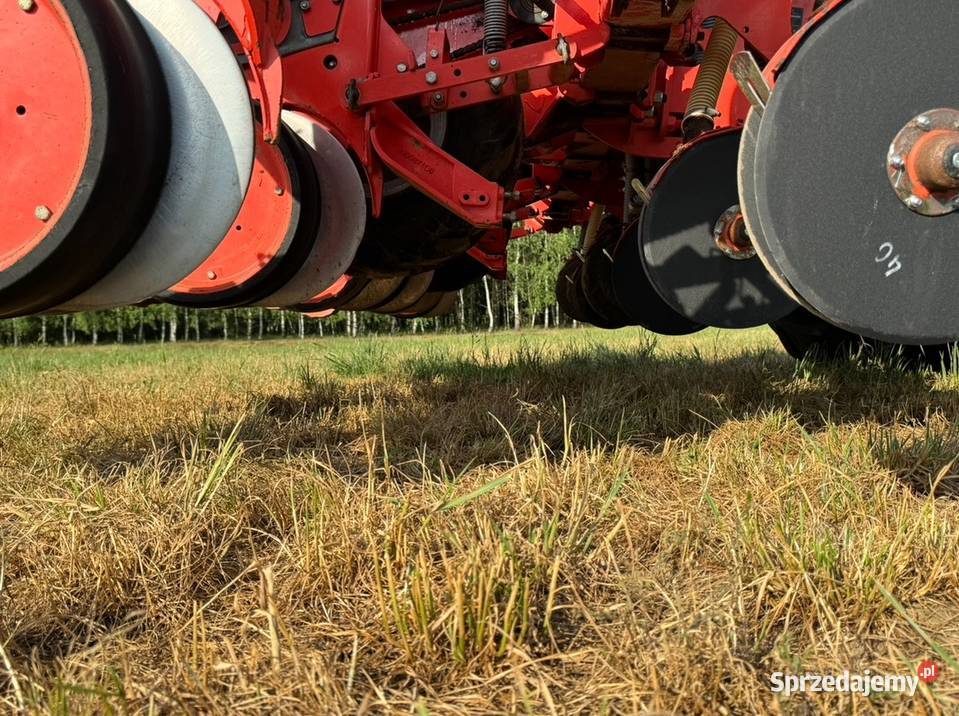 Siewnik do kukurydzy 6 rzędów Kuhn maxima