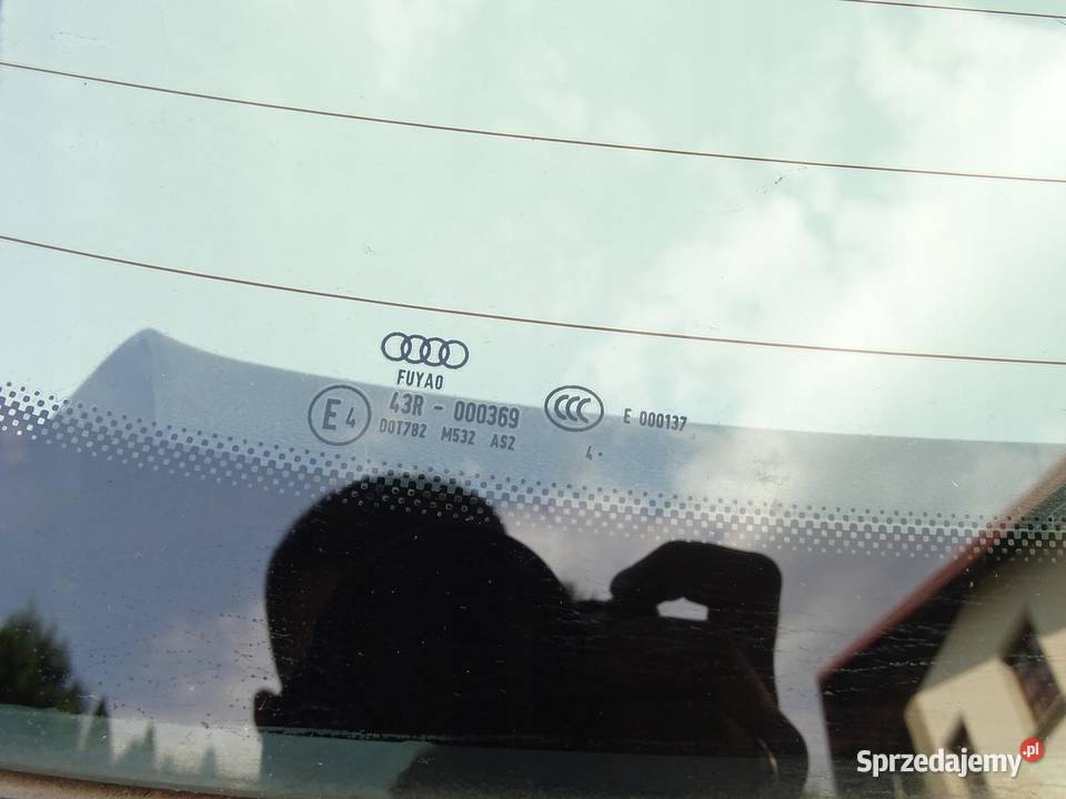 KLAPA TYŁ TYLNA BAGAŻNIKA Z SZYBĄ LX7R AUDI A4