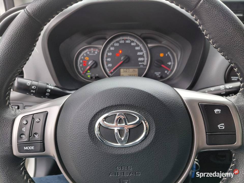 TOYOTA YARIS 2014R 10 70 Przeb79 Navi Kamera Jelenia Góra