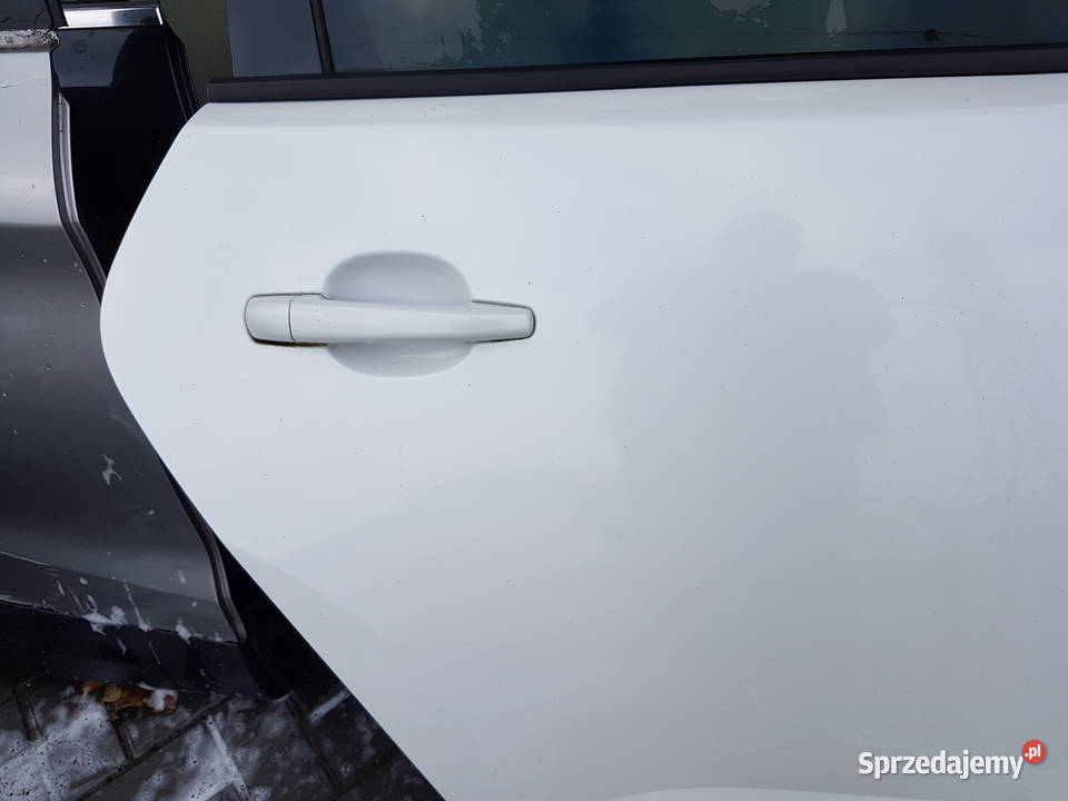 PEUGEOT 3008 I 2011 DRZWI PRAWE TYL BIALE KWED Turkowice