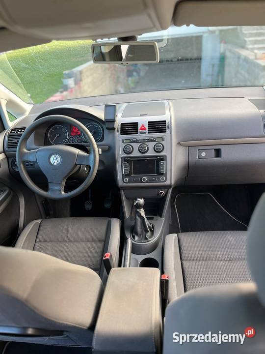 Volkswagen Touran BMM 20 TDI 140 Rok produkcji 2010 Uniejowice