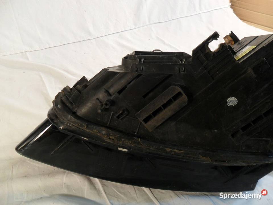 Audi Q5 8R reflektor prawy przedni lampa prawa Nowy Tomyśl