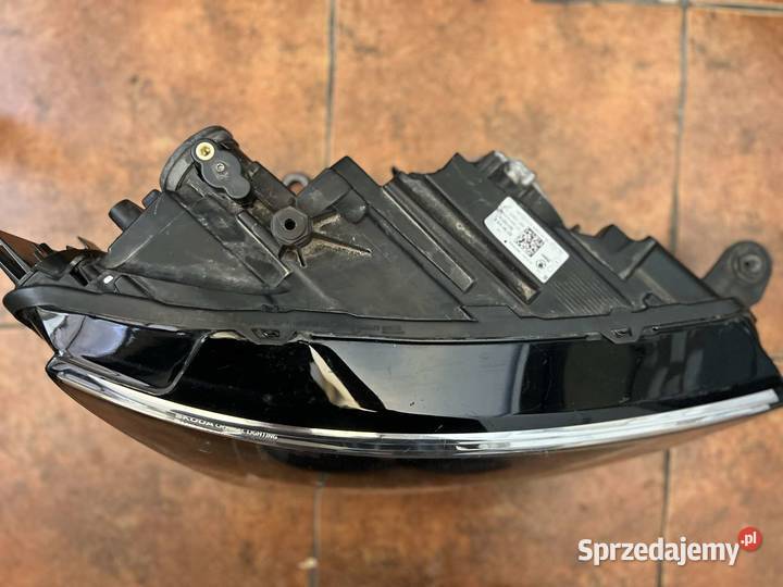 Skoda Scala lampa przednia prawa Full LED Lampy przednie Odolanów